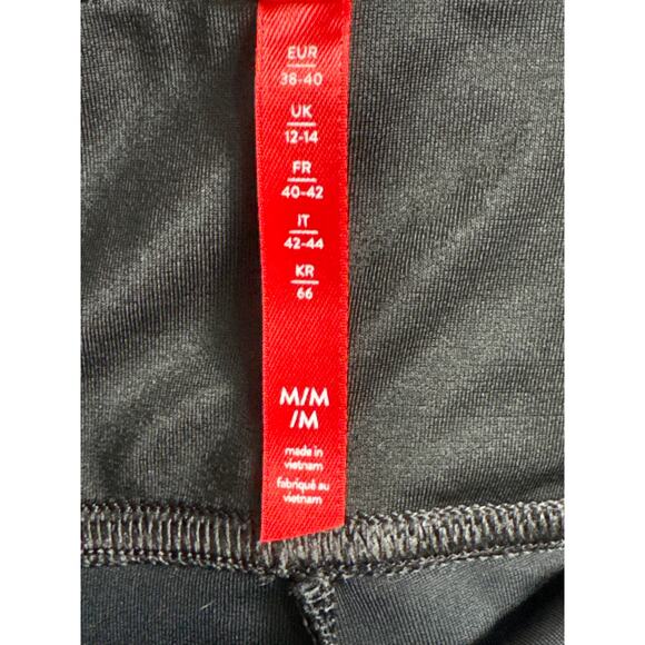 SPANX High Rise Faux Leather Shine Black Leggings Size Medium - Picture 7 of 13